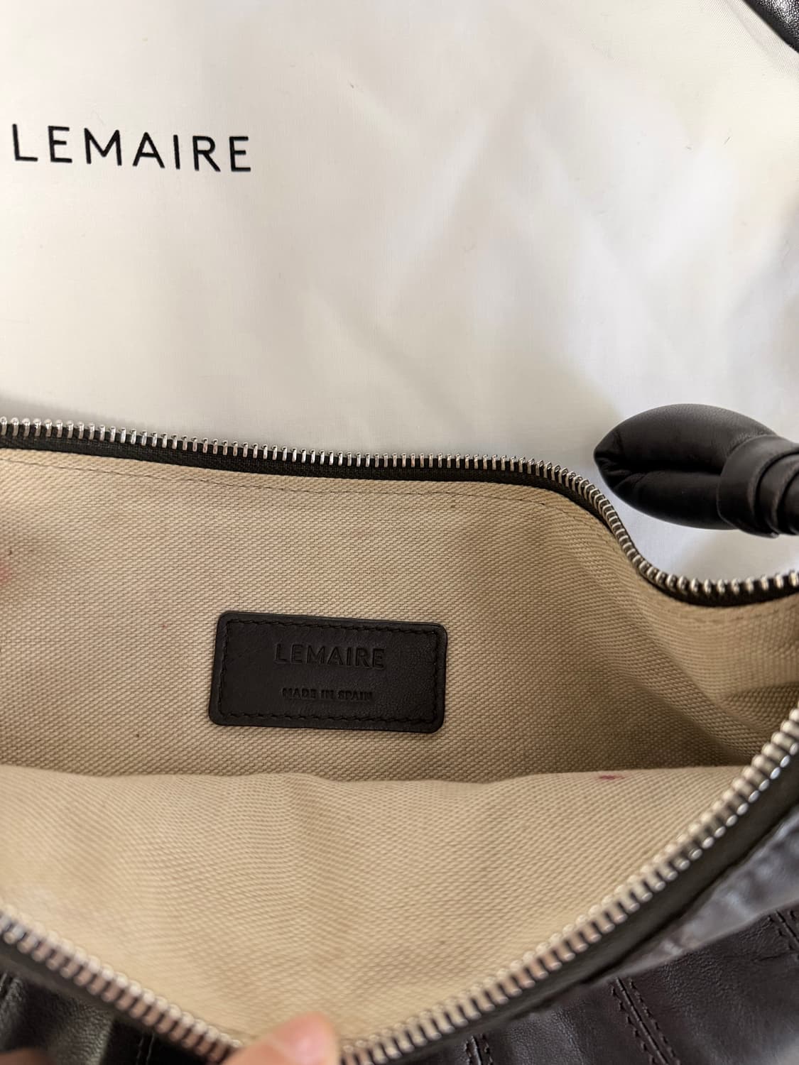 르메르 범백 램스킨 스몰 다크브라운 상품이미지4