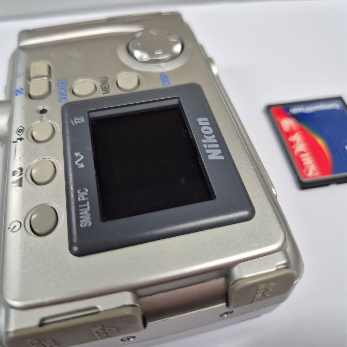 니콘 쿨픽스 2000 nikon coolpix 2000 실버 색상 상품이미지9
