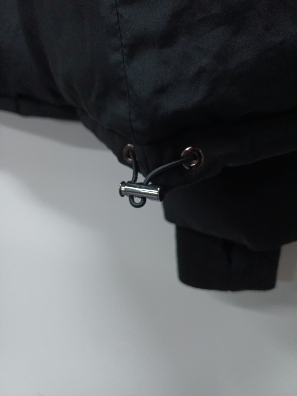 FCMM 파이핑 블랙 숏패딩 (M 95~100) 상품이미지8