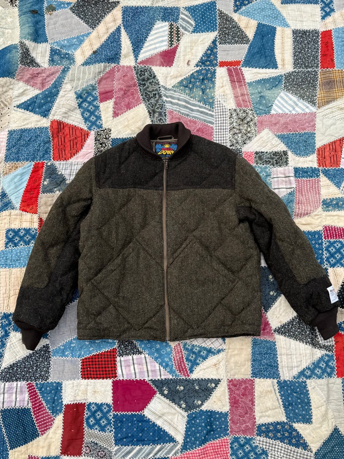 Eddie Bauer x Harris Tweed Skyliner Down 상품이미지1