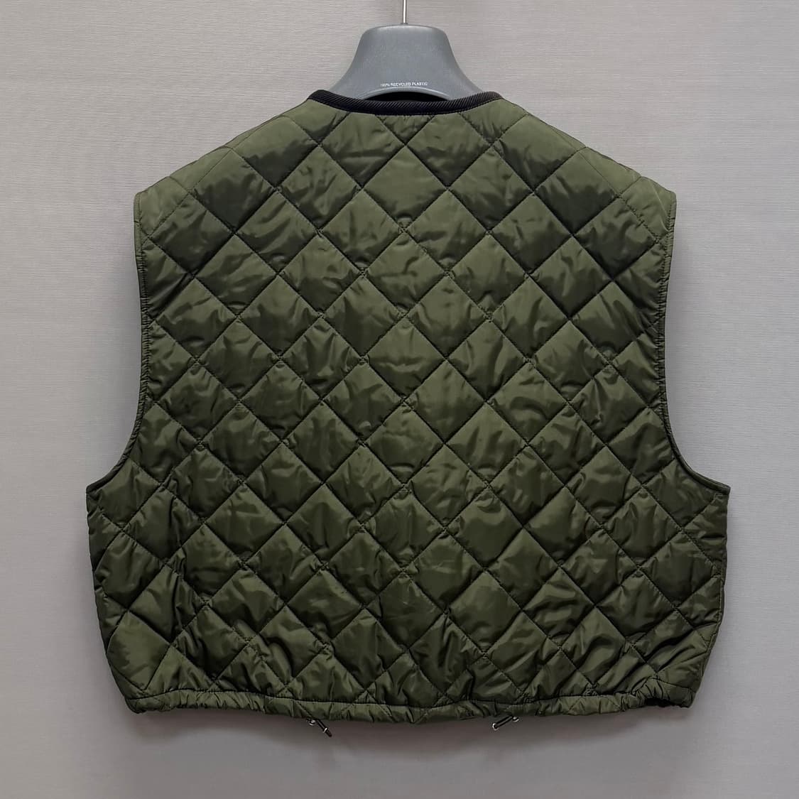 프라다 퀼팅 라이트 리나일론 조끼 ( 여성오버핏 ) 상품이미지4