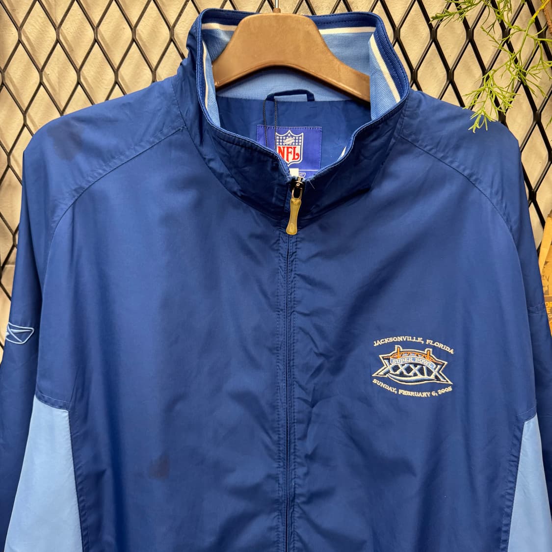 00s 리복 X NFL 39회 슈퍼볼 바람막이 후면 로고 포인트 블루 상품이미지3