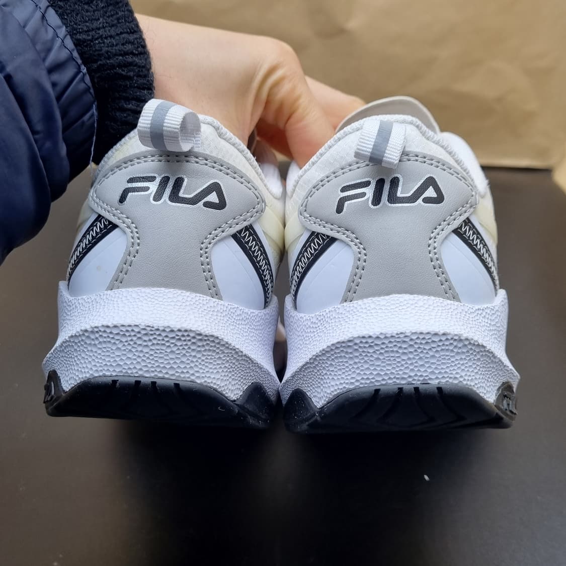 휠라 뉴런3 여성운동화230  상품이미지4