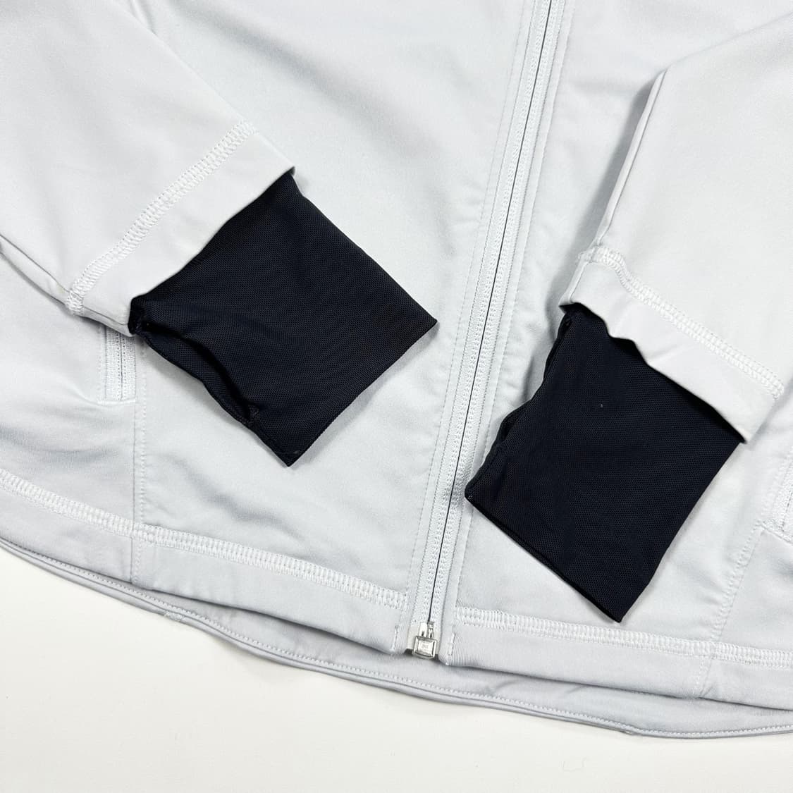 언더아머 런닝 트레이닝 기능성 트랙탑 져지 (M 여성추천) 상품이미지4