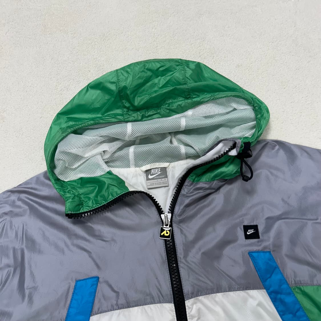 Nike green Windrunner windbreaker 상품이미지5