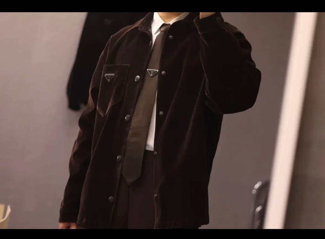 프라다 벨벳 브라운 에오니 셔츠 상품이미지2