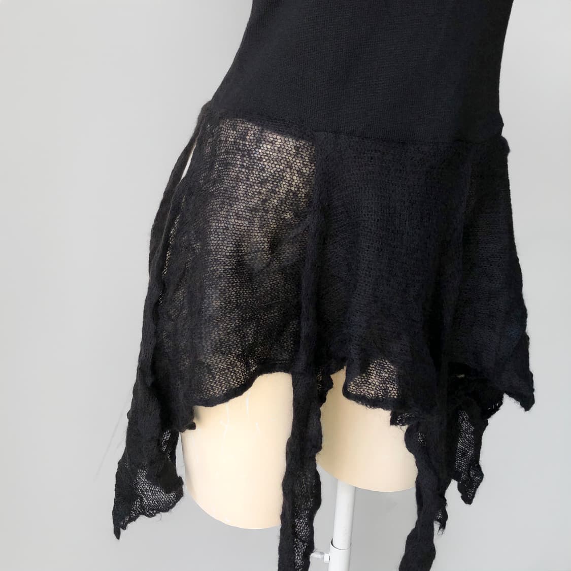 블랙 러플 울 레이어드 미니 원피스 상품이미지2