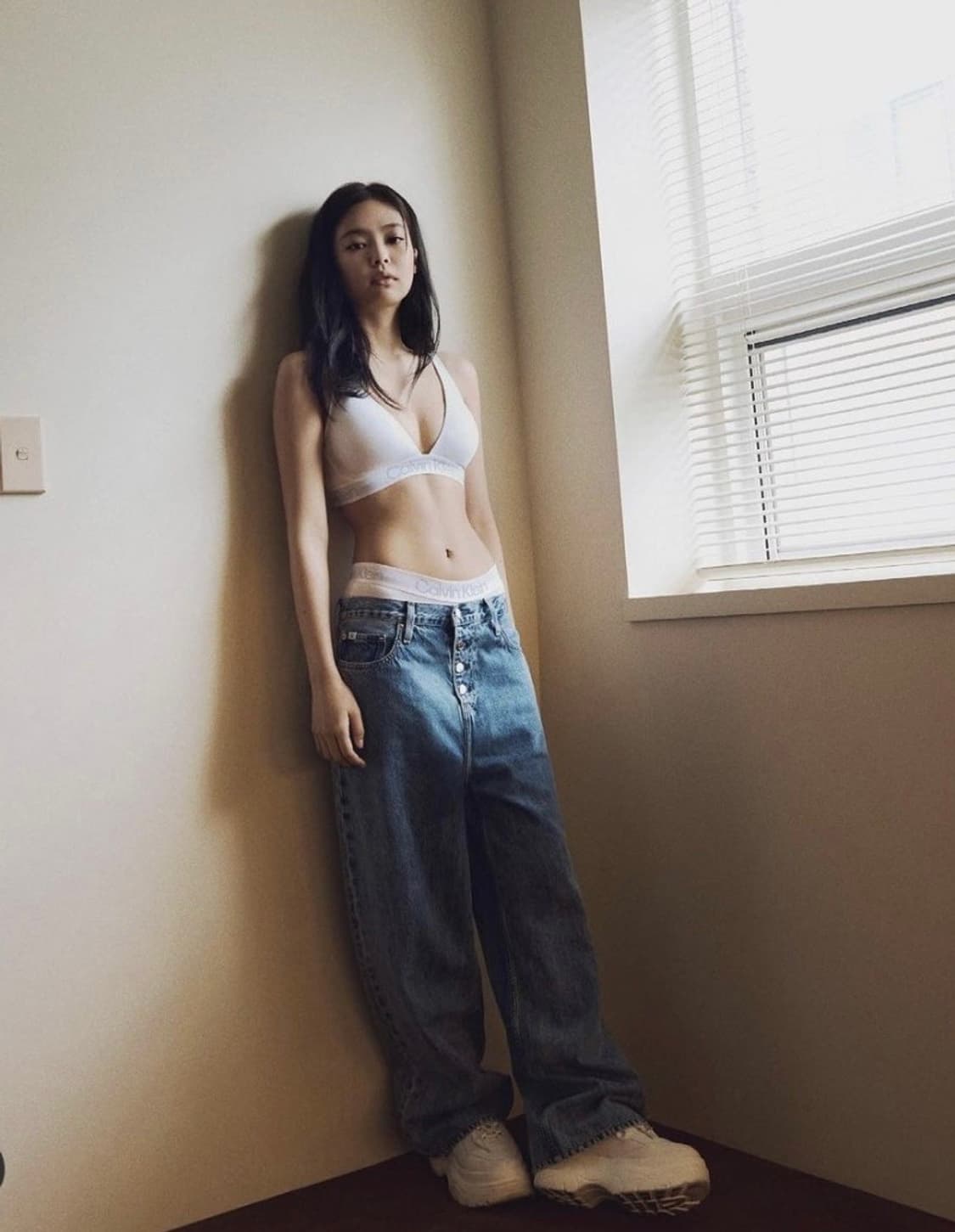 (제니착용) 캘빈클라인 하이라이즈 릴랙스핏 데님 26 상품이미지2