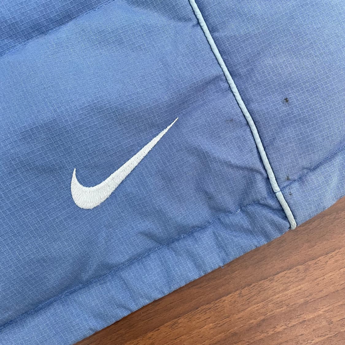 나이키 ACG 00s 패딩조끼 상품이미지4