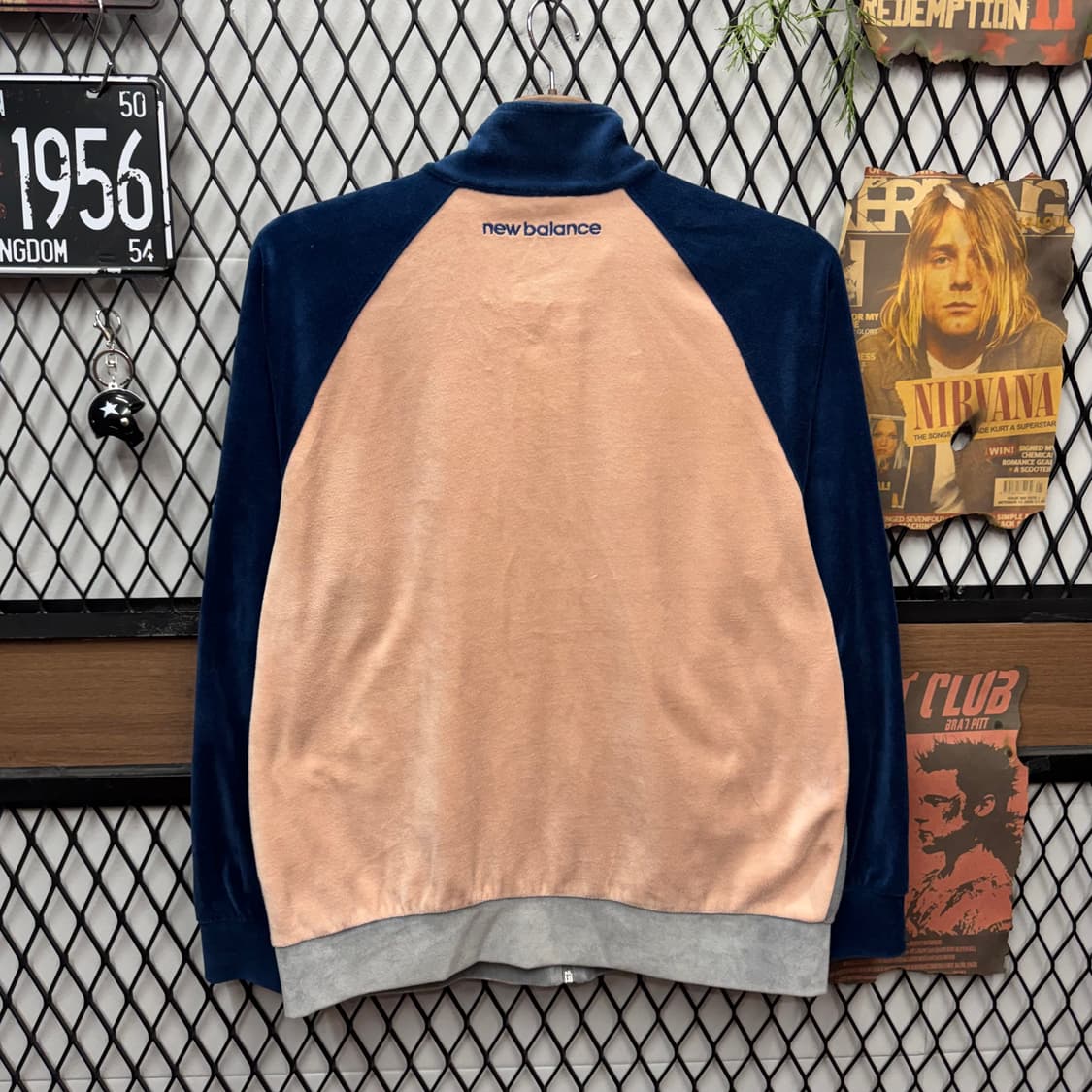 뉴발란스 벨벳 트랙 자켓 전면 로고 포인트 그레이 네이비 상품이미지2