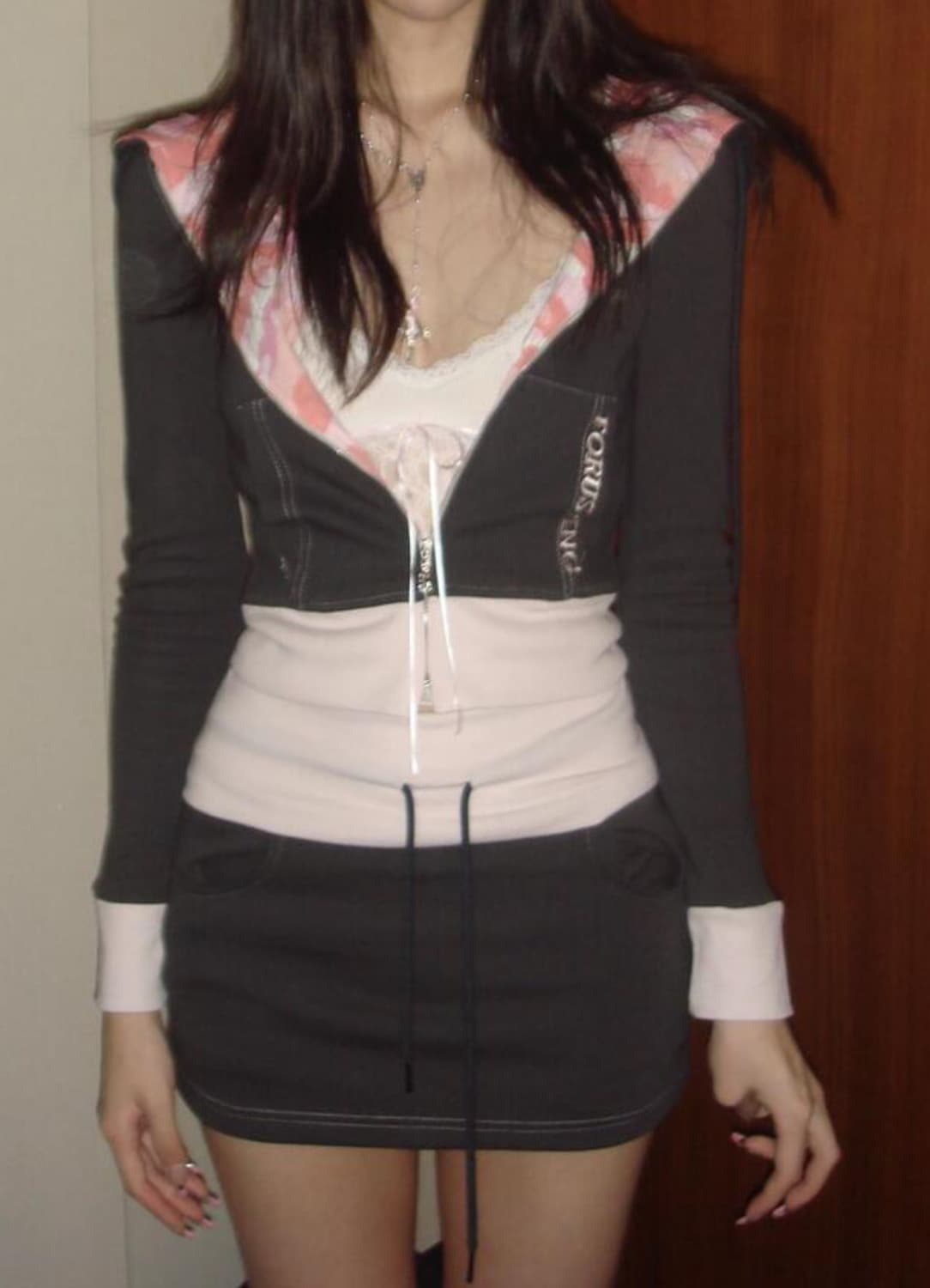 포어링 베베 트레이닝 셋업 차콜 상품이미지1