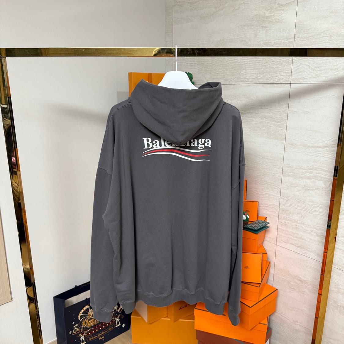 [XS,라지핏]발렌시아가 폴리티컬 데미지 웨이브로고 후드티 상품이미지2