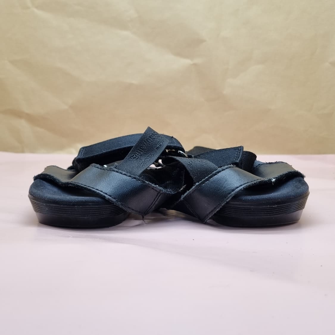 닥터마틴 발포어 블랙스트랩샌들 235 상품이미지4