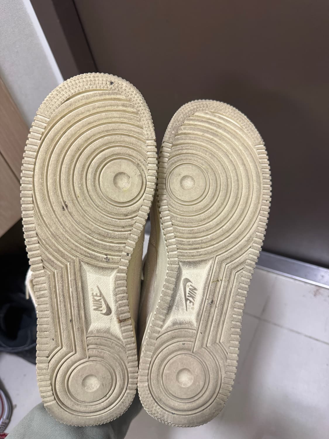 나이키 x 스투시 에어포스 미드 파슬 265 상품이미지5