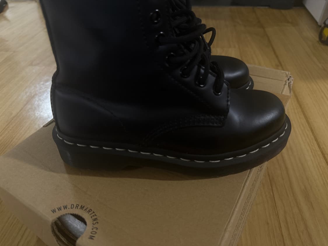 닥터마틴 화이트 스티치 상품이미지3