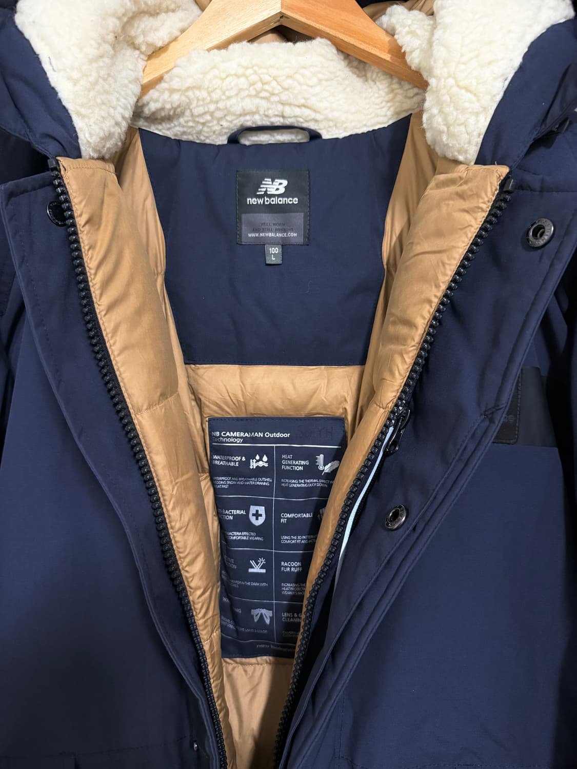 남성 100 L / 뉴발란스 카메라맨 패딩 점퍼 네이비 상품이미지4