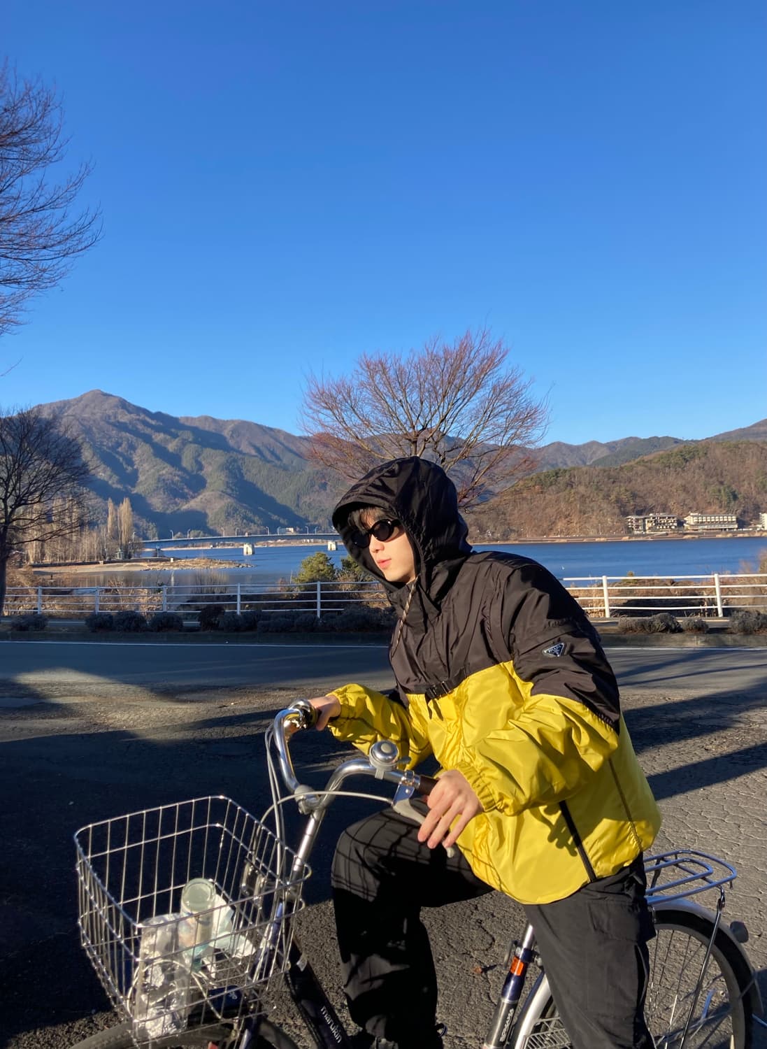 프라다 바람막이 상품이미지7