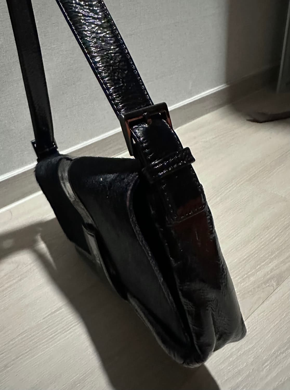 크롬하츠st 빈티지 플레어 숄더백 상품이미지8