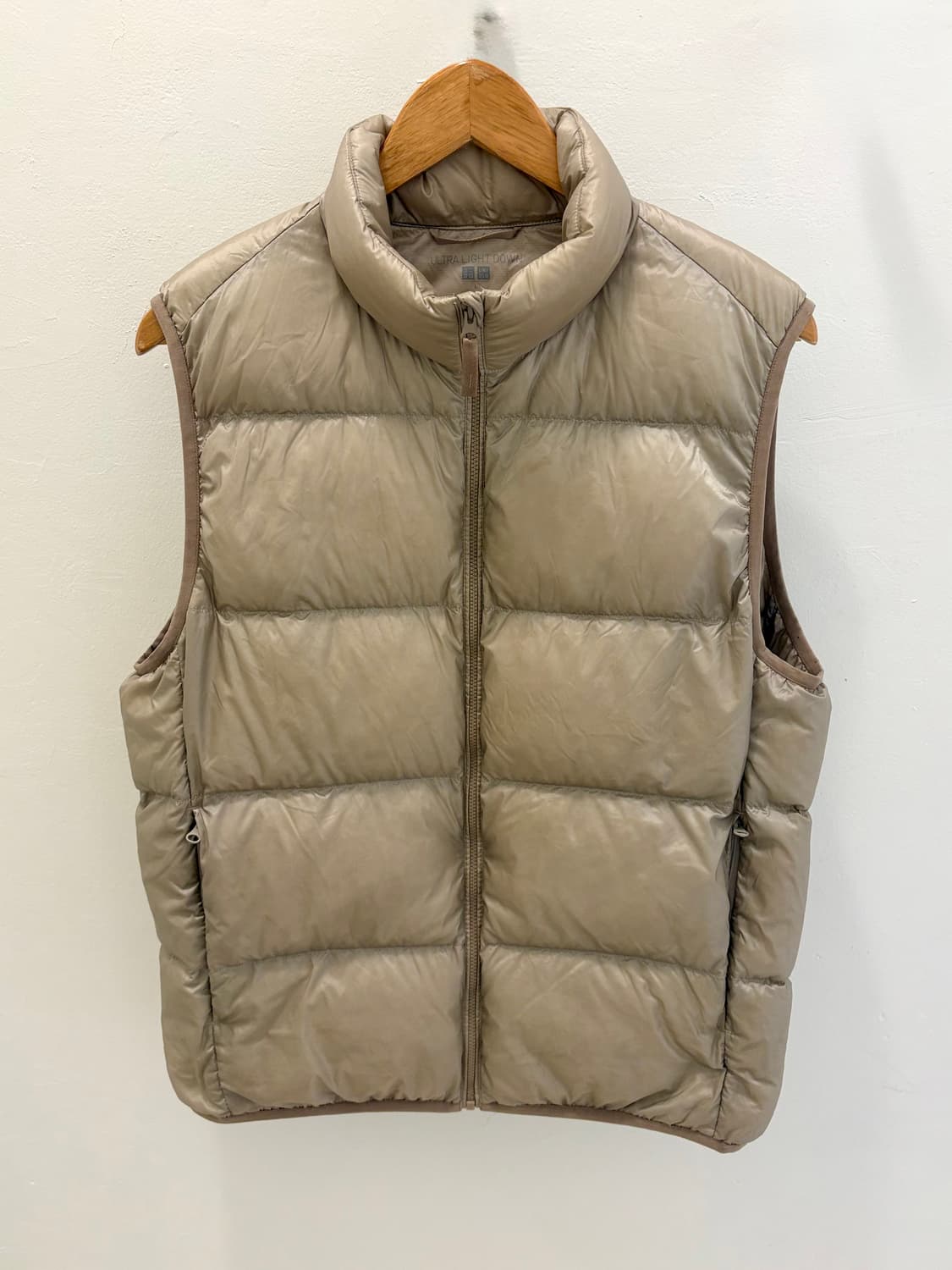 유니클로 조끼 패딩 경량패딩 상품이미지1