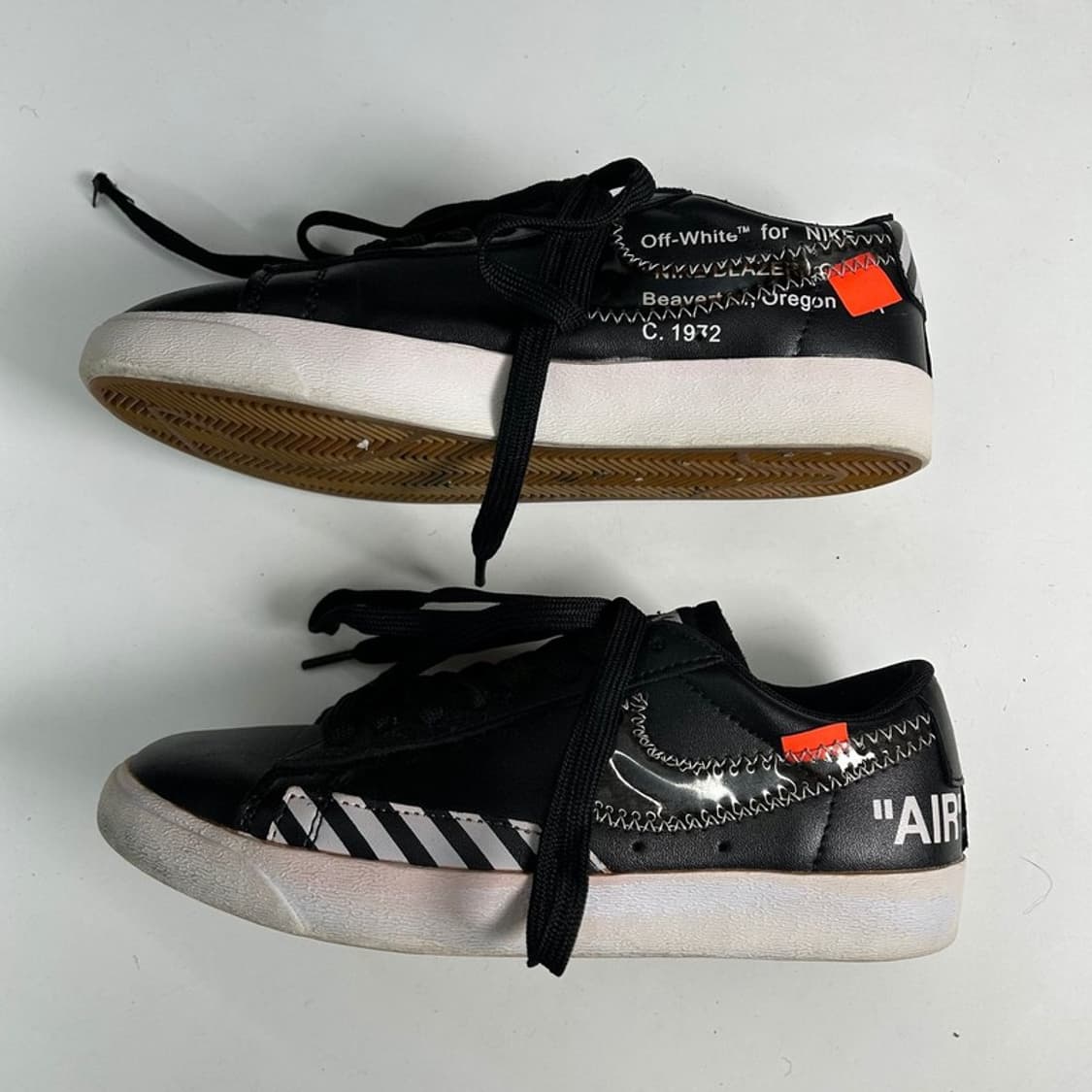 NIKE X OFF WHITE Blazer Low 스니커즈 235 상품이미지2