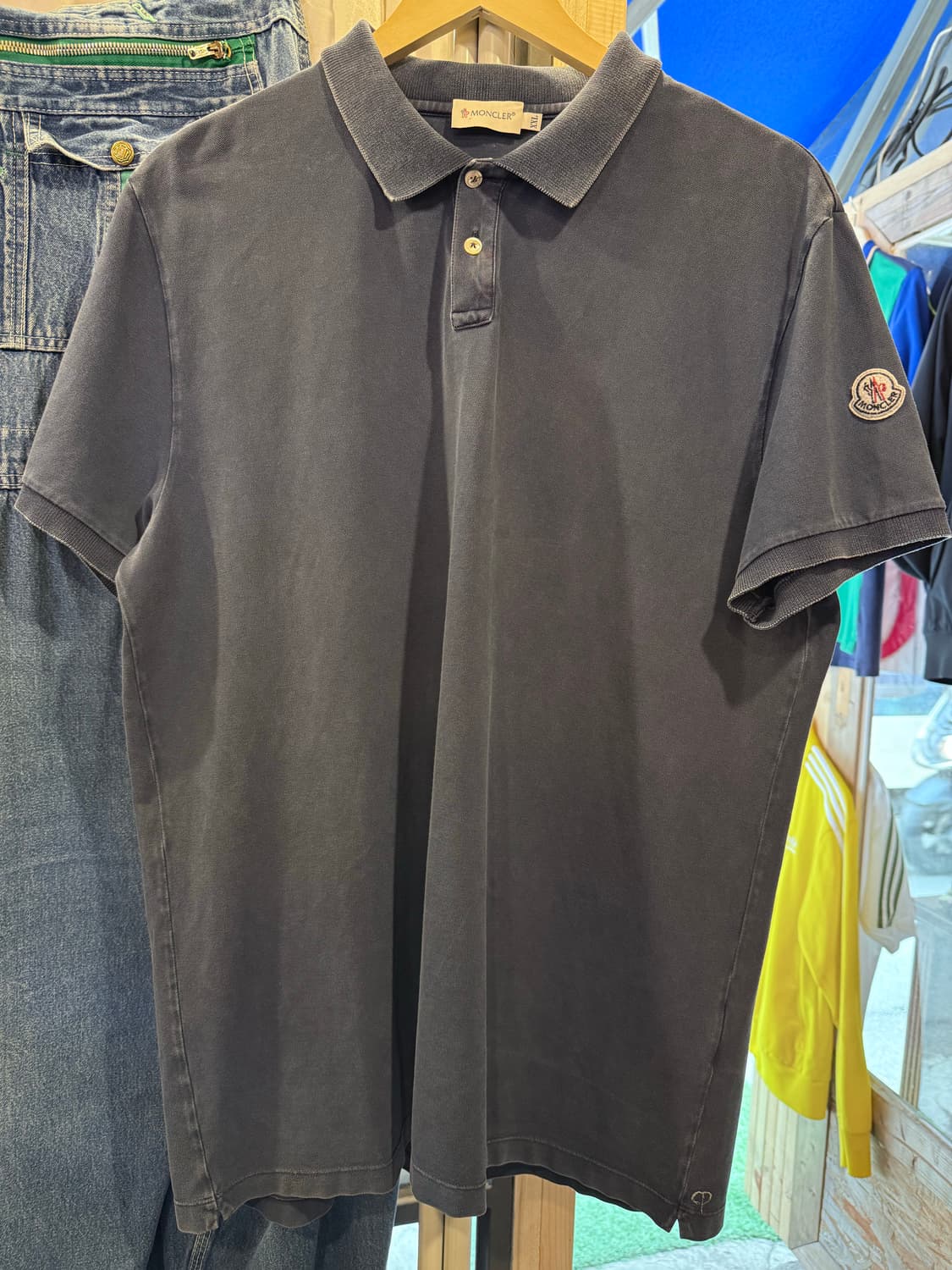 몽클레어 차콜 pk 티셔츠 상품이미지1