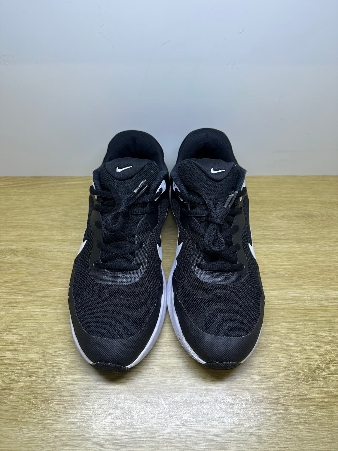 나이키 우먼스 레볼루션7 러닝화 250 상품이미지2