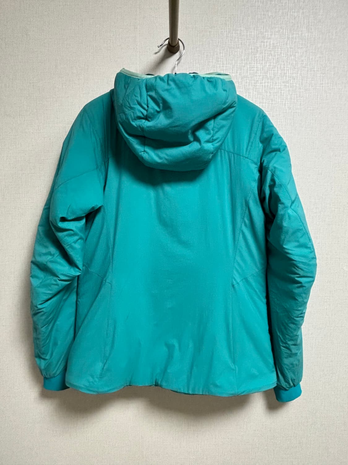 아크테릭스 ARCERYX Atom AR Hoody 아톰 AR 후디 상품이미지3