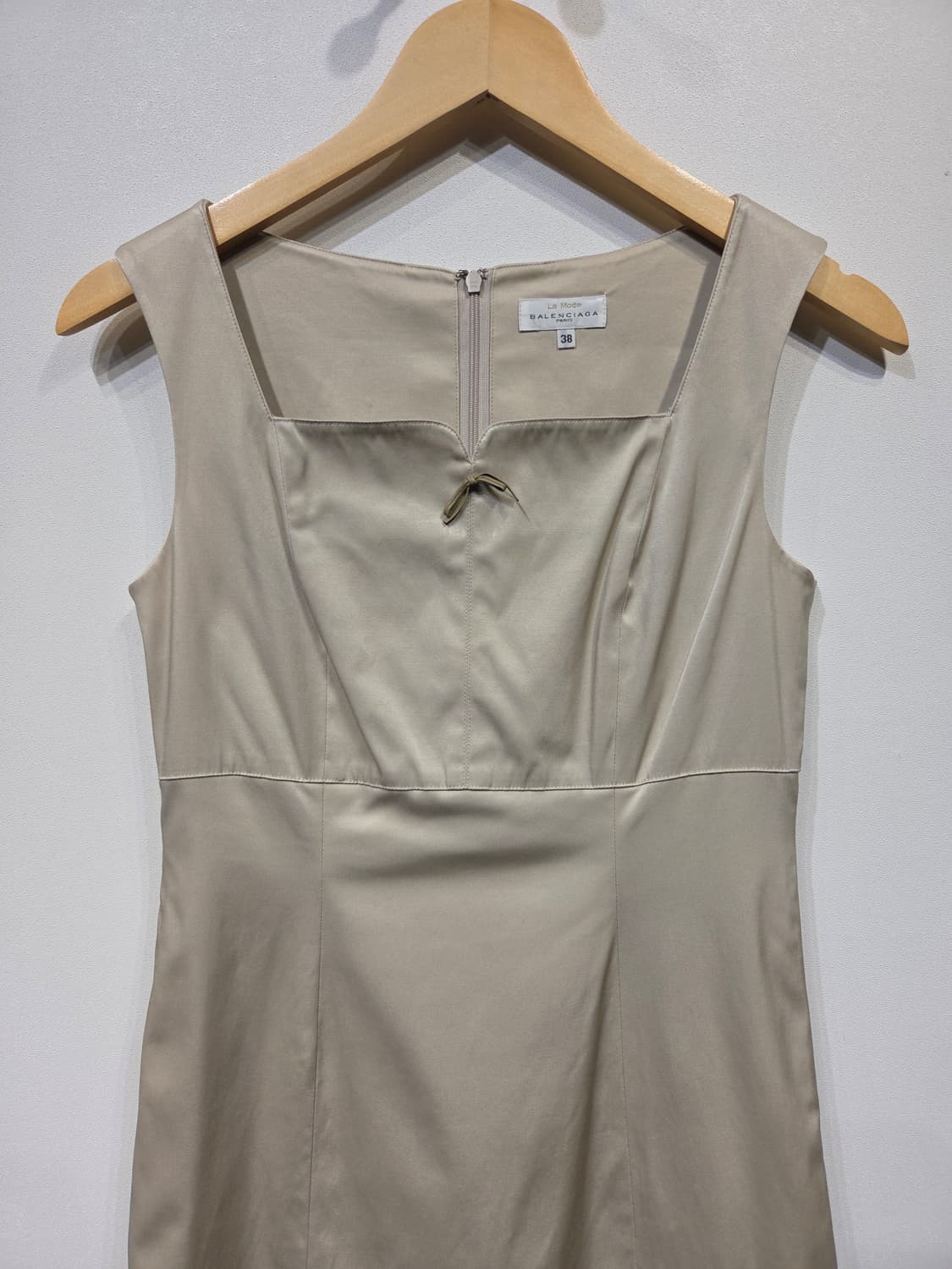 발렌시아가 스퀘어넥 리본 원피스 상품이미지3