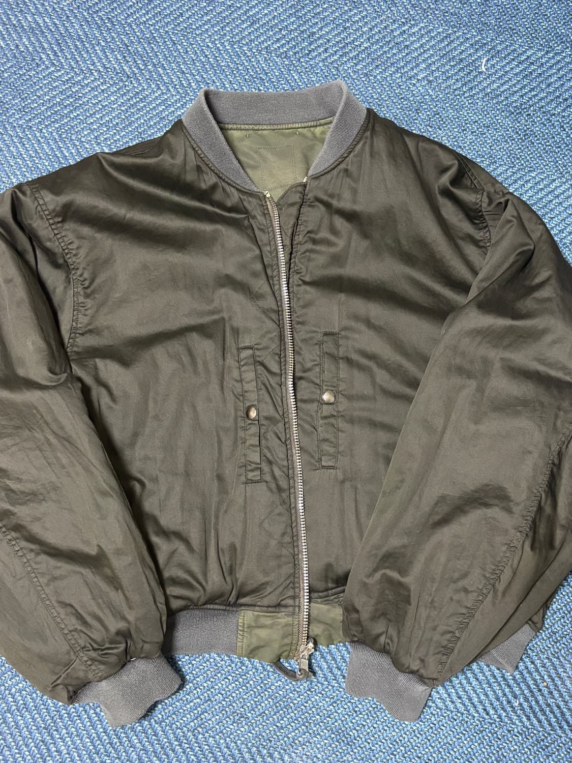 폴리테루 유즈드 마원 MA1 올리브 그린 2 초판 상품이미지2