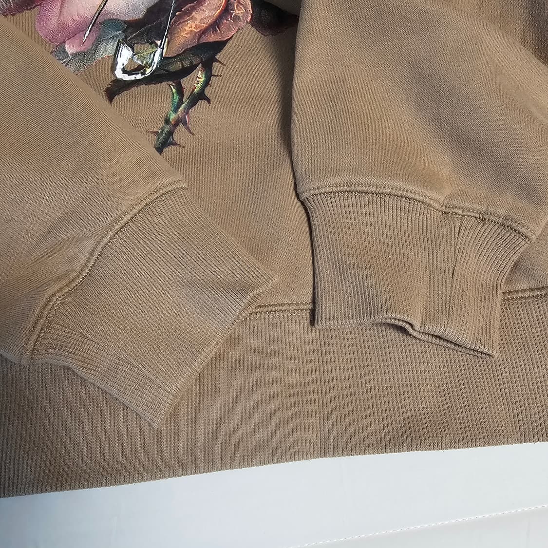 L 100 GU 지유 X 언더커버 플라워 스웨트셔츠 맨투맨 3~4회착 상품이미지5