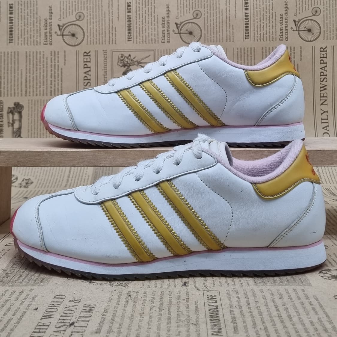 아디다스 컨트리 여성운동화245 상품이미지1