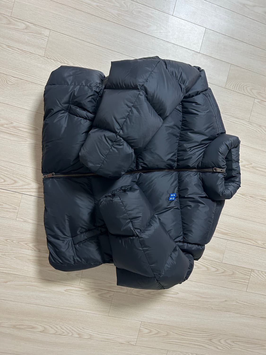 아더에러 시그니피컨트 TRS/BL 태그 퍼퍼 자켓 상품이미지3