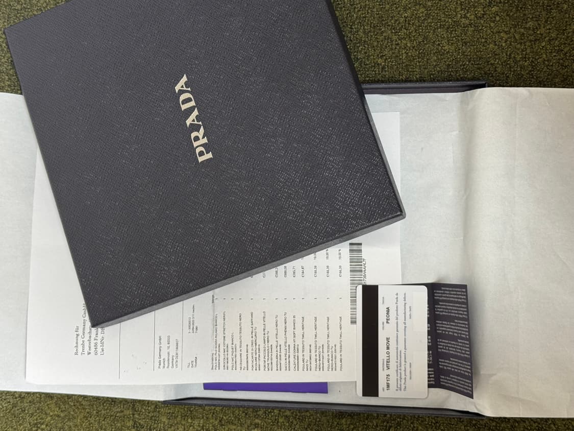 프라다 비텔로 무브 PEONIA 장지갑 상품이미지4