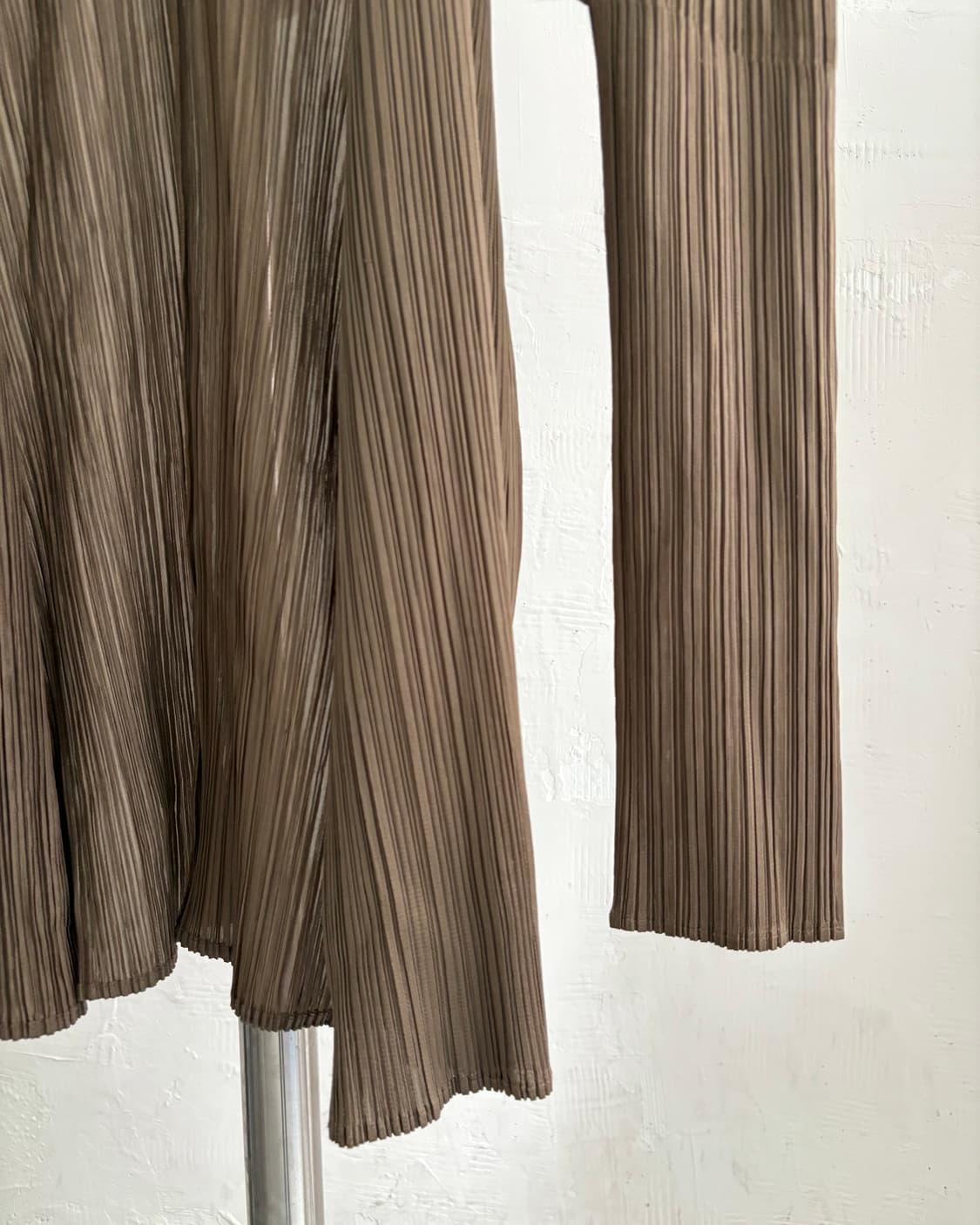 Pleats Please 플리츠플리즈 브라운 컬러 플리츠 오픈 가디건 상품이미지7