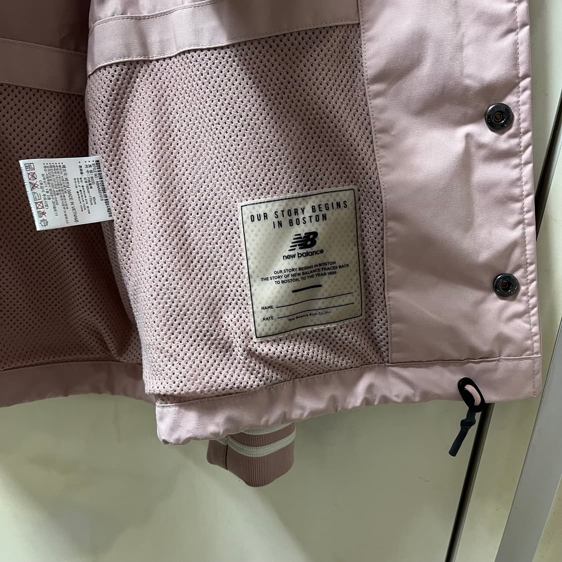 뉴발란스 스포츠 카라 코치 바람막이 자켓 S/90 상품이미지5