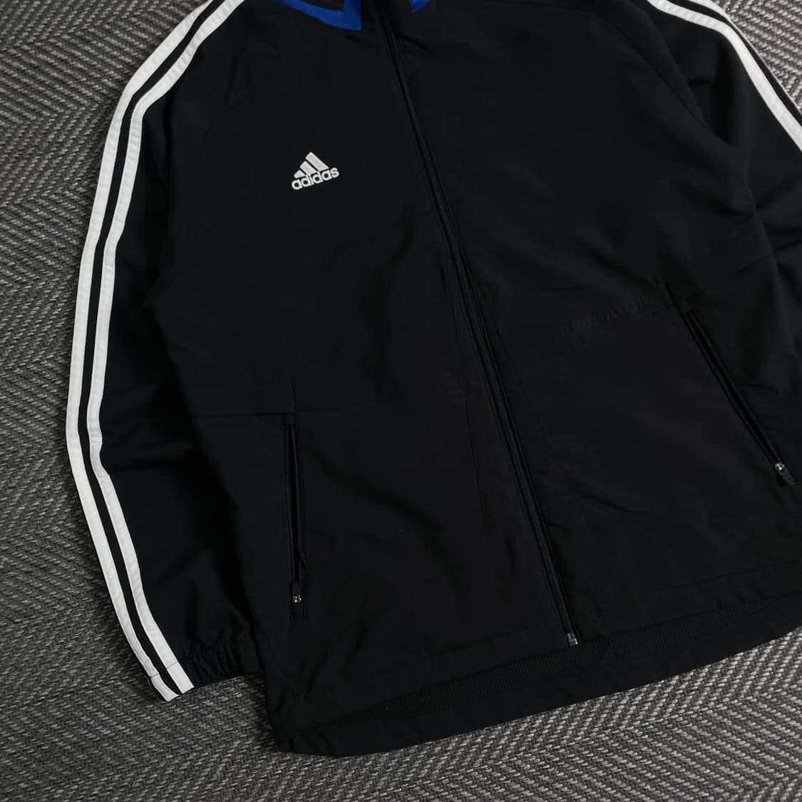 00s 아디다스 올드스쿨 배색 우븐 트랙자켓 & 트랙팬츠 세트y 3446 상품이미지4