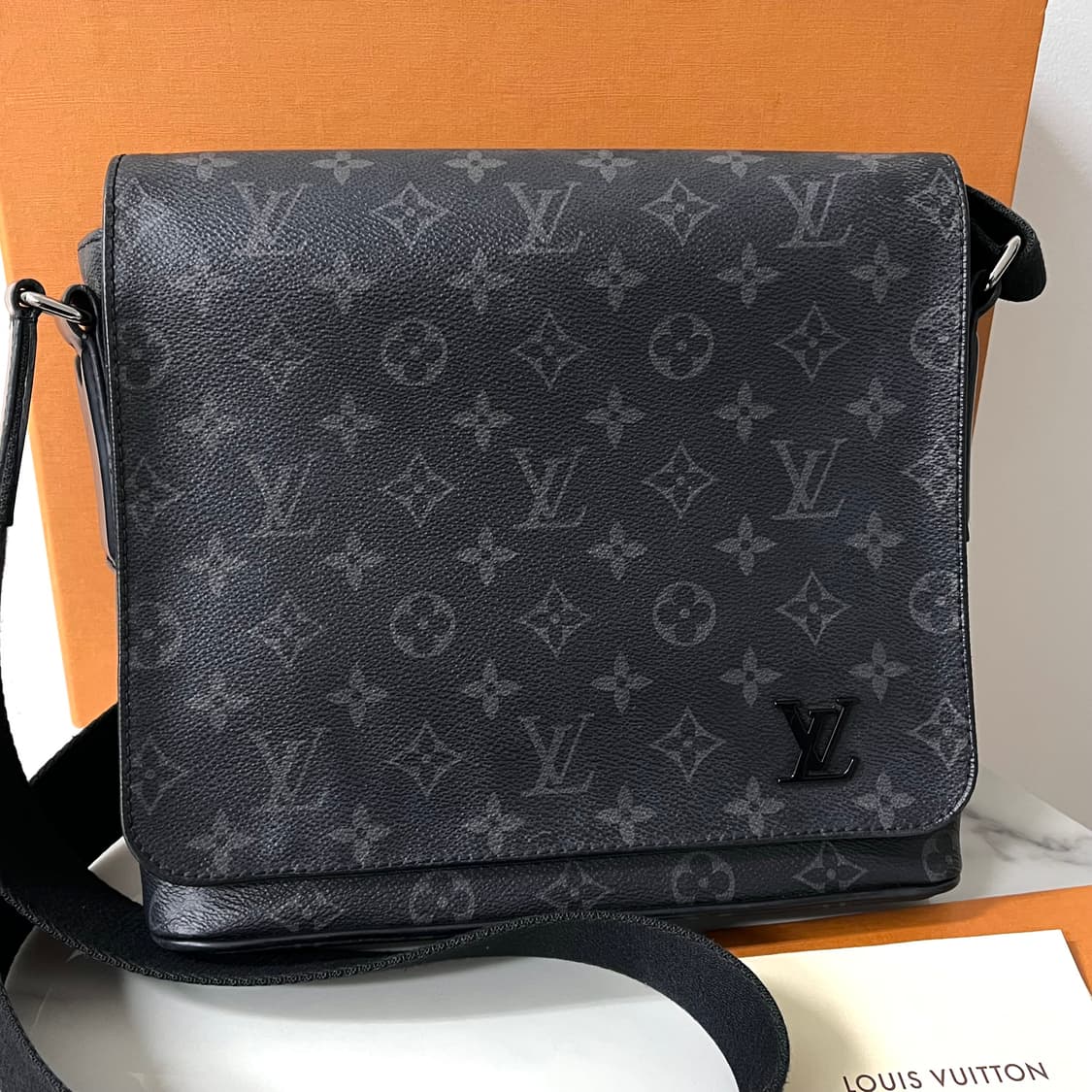 [A급/정품] 루이비통 디스트릭트 pm 메신저 크로스백 가방 상품이미지2