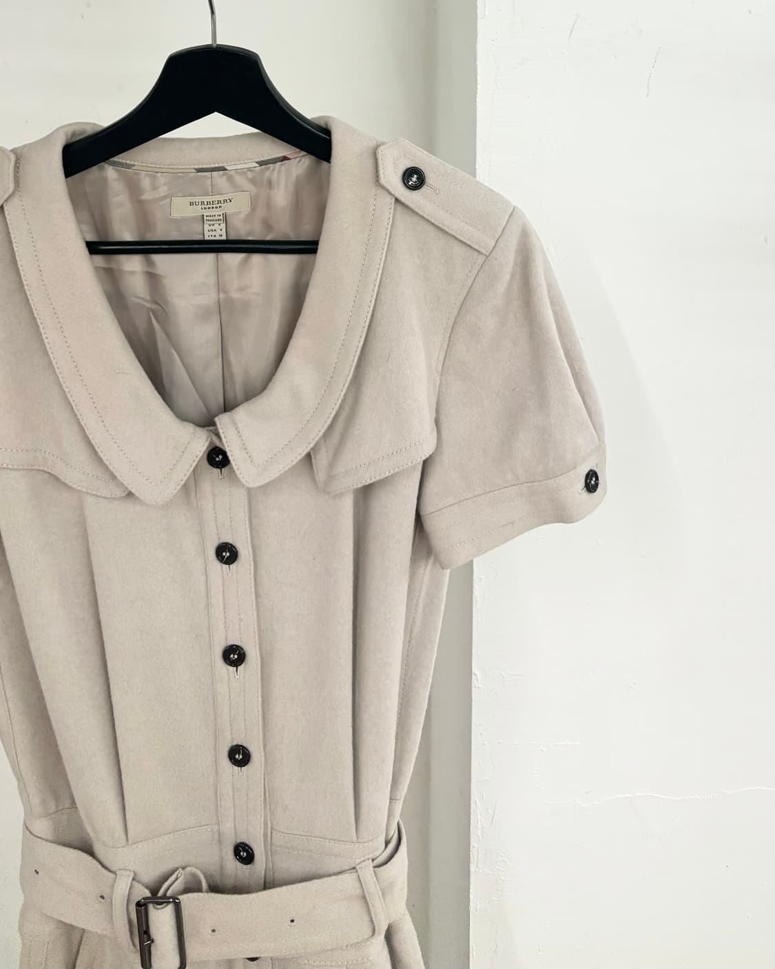 버버리 베이지 벨티드 원피스 상품이미지4