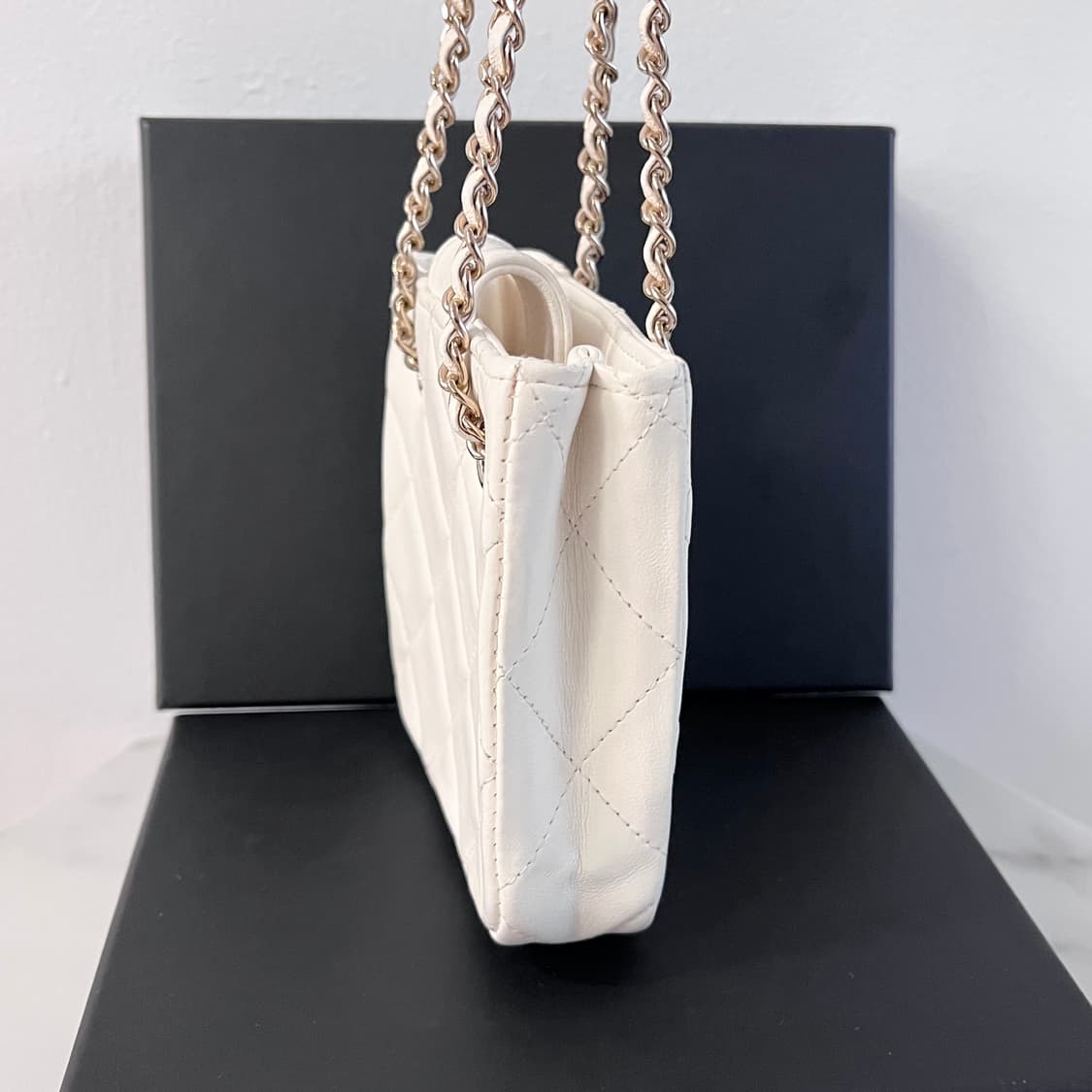 [S급/정품] 샤넬 더블 체인 타이니 샤핑 크로스백 가방 상품이미지8