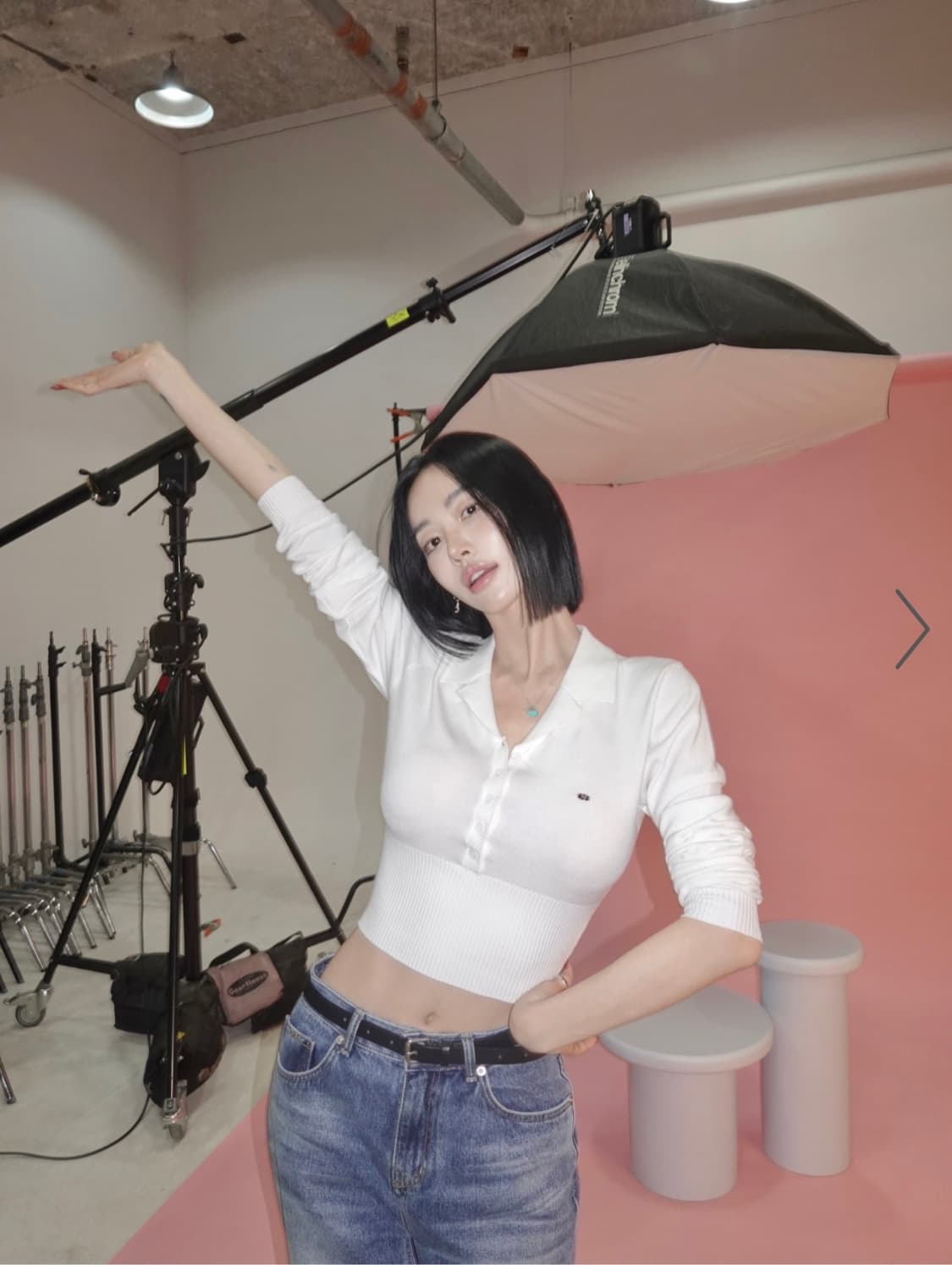 (새상품) 페일제이드 카라 니트 티 화이트  상품이미지4