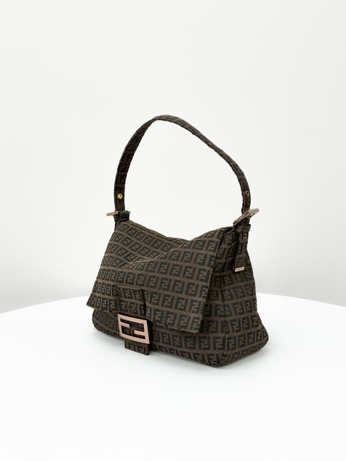 펜디 주카 캔버스 맘마 바게트백 상품이미지2