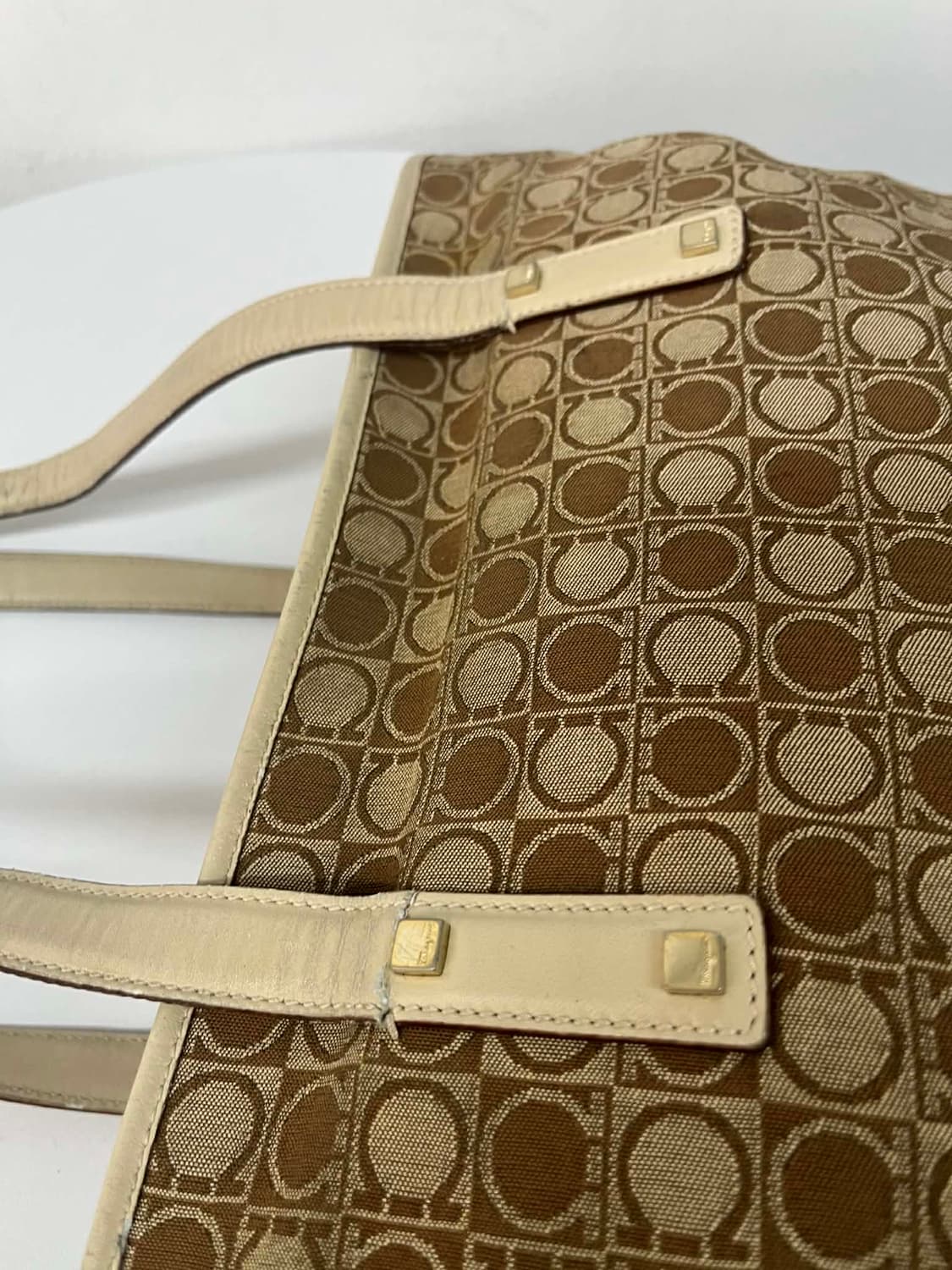 살바토레 페라가모 간치니 자가드 쇼퍼백 숄더 겸 토트 상품이미지9