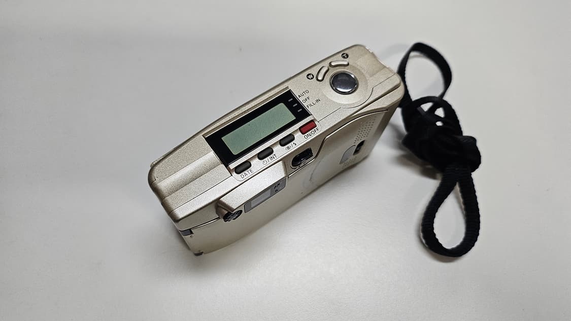 직례O 웜톤 감성의 정석 삼성 vega 70d 필름카메라 빈티지 필카 상품이미지8