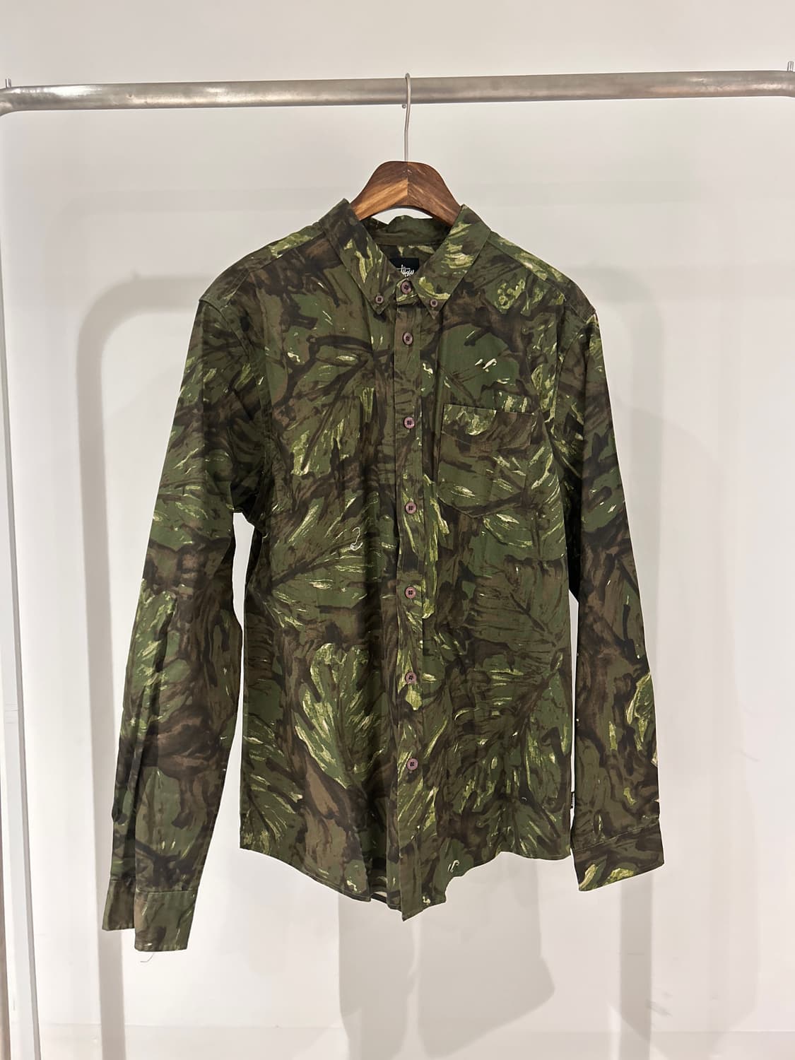 Stussy Camo Flower L/S Shirts 상품이미지1