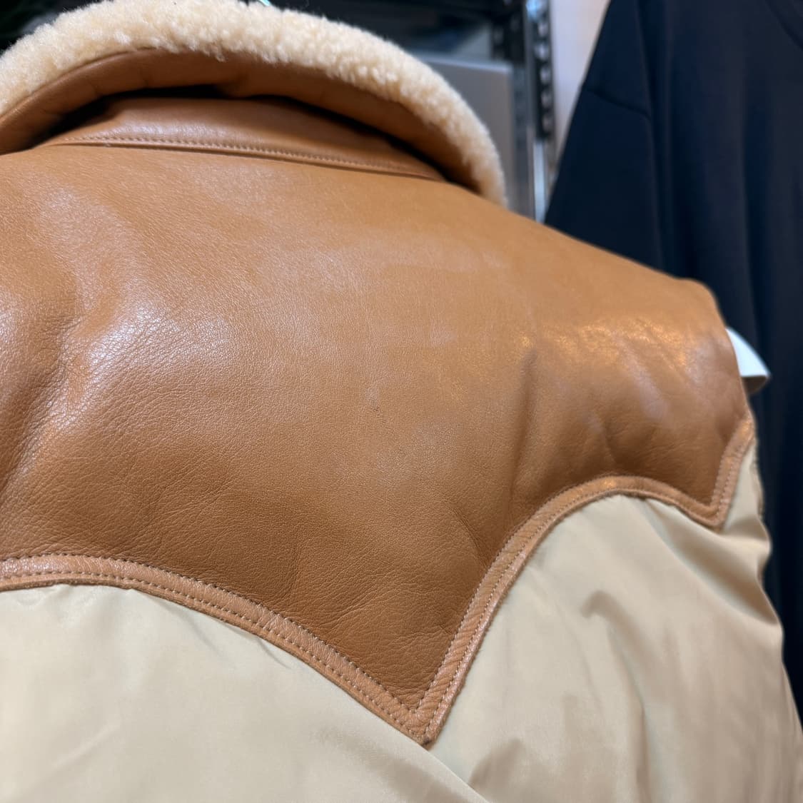 록키마운틴 페더베드 X DUFFERS CHRISTY 다운베스트 40 상품이미지6