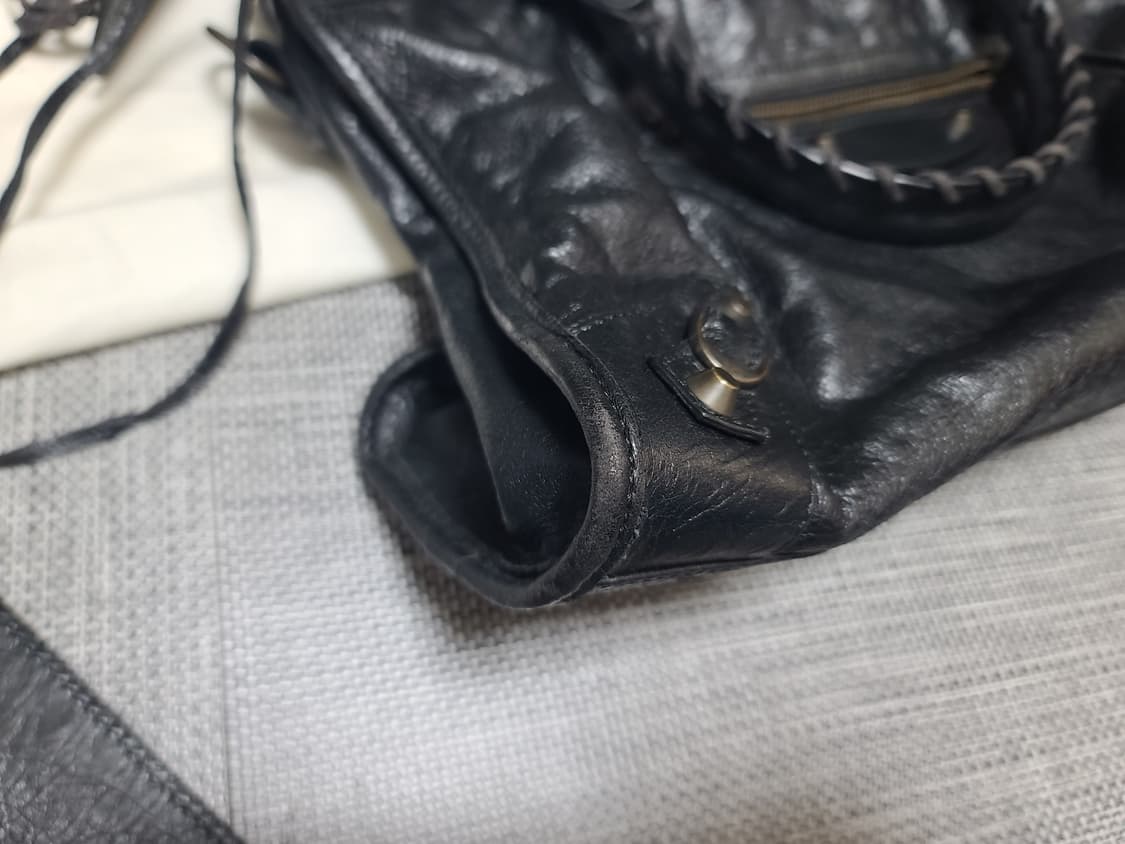 ... 직거래 예약중 상품이미지3