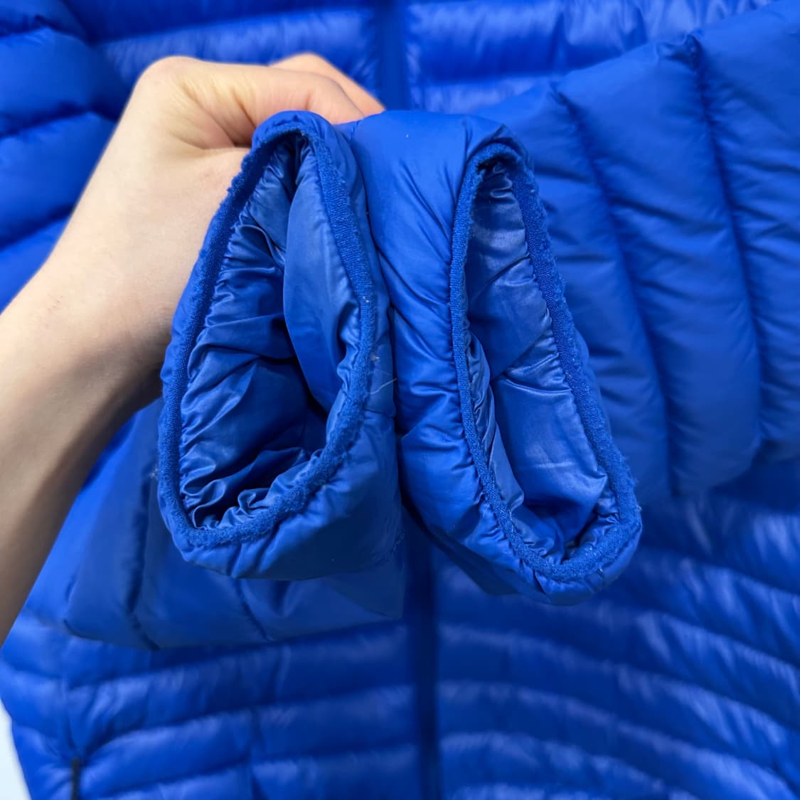 아디다스 맨유 경량 패딩 상품이미지5