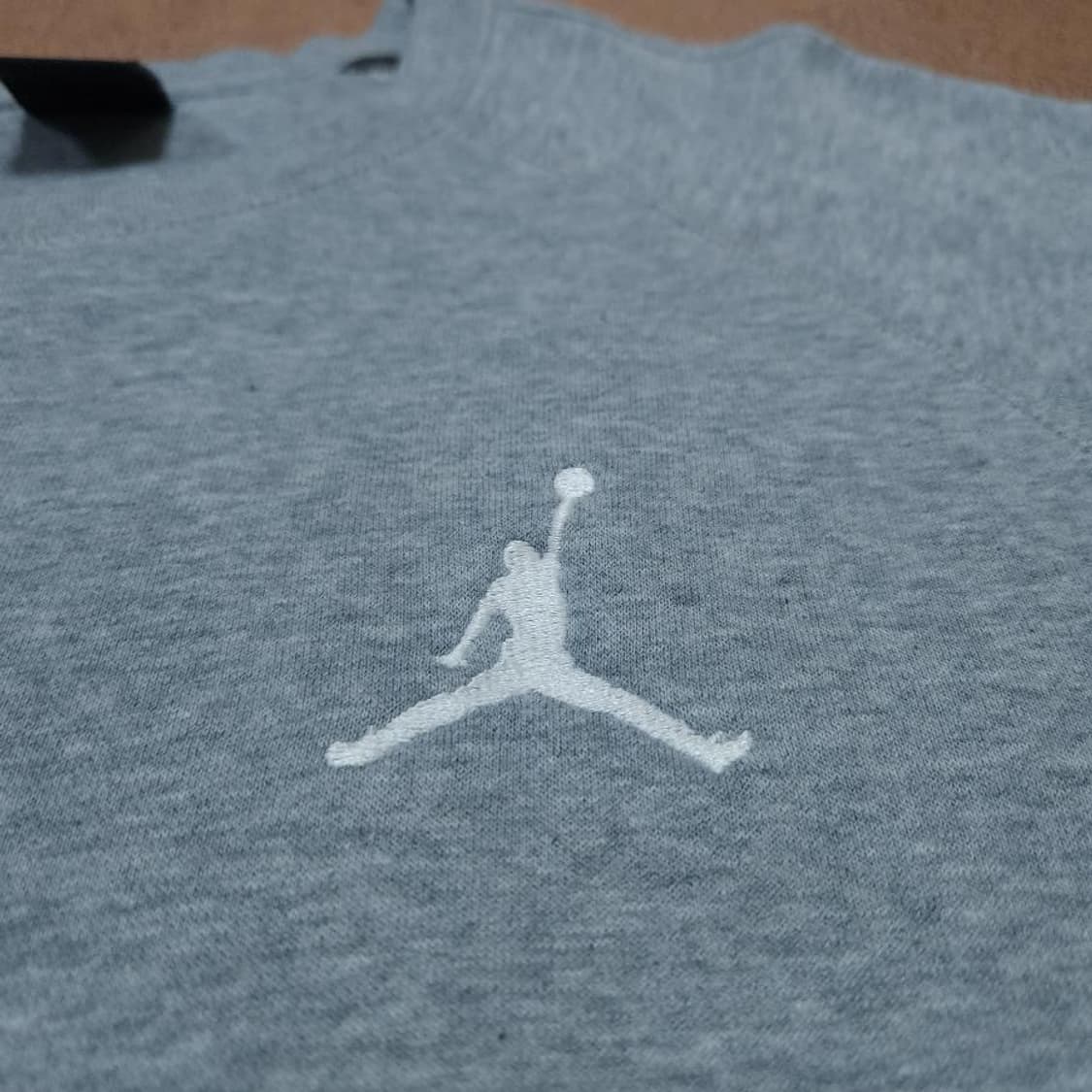 나이키 에어 조던 그레이 기모 맨투맨 상품이미지2