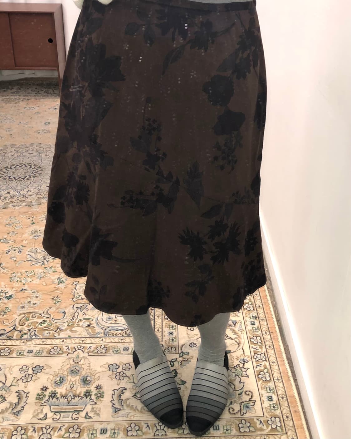 브라운 플라워 미디 스커트 상품이미지2