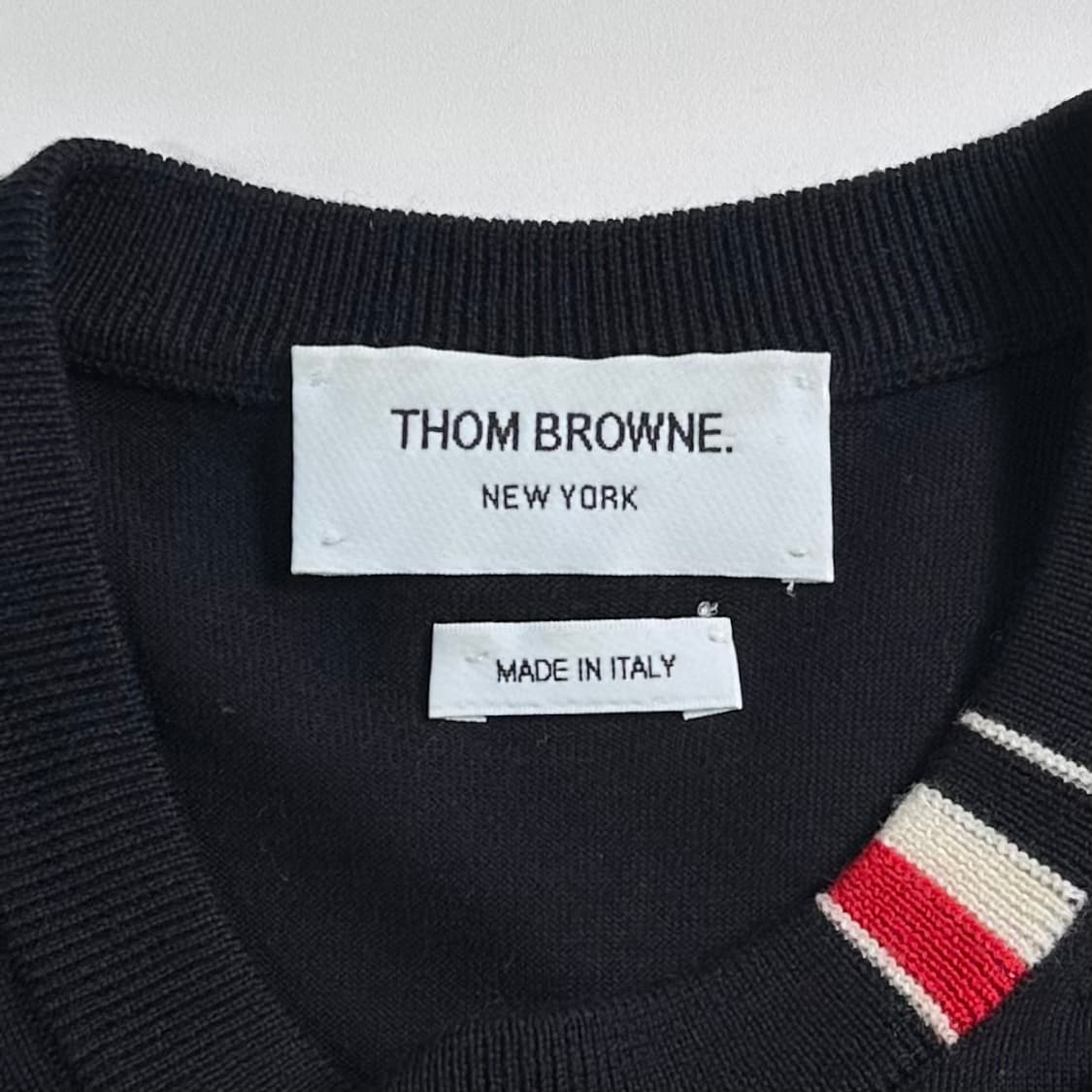 톰브라운 파인메리노울 삼선 니트 상품이미지6